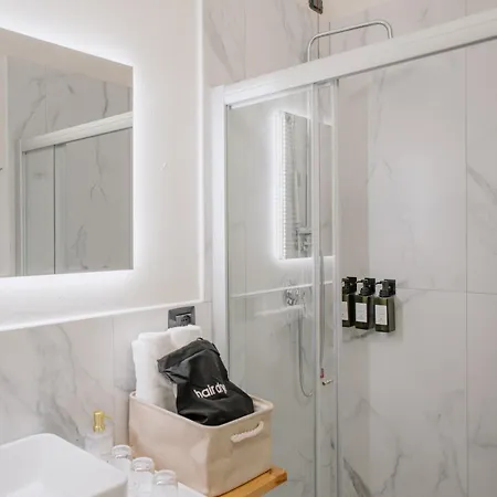 Alatea Porta Nuova 20 Guest house